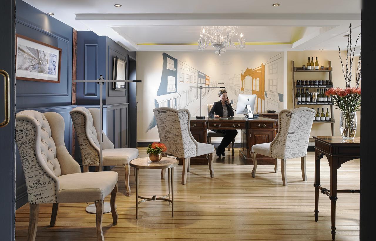 The Blue Haven Hotel Кинсэйл Экстерьер фото
